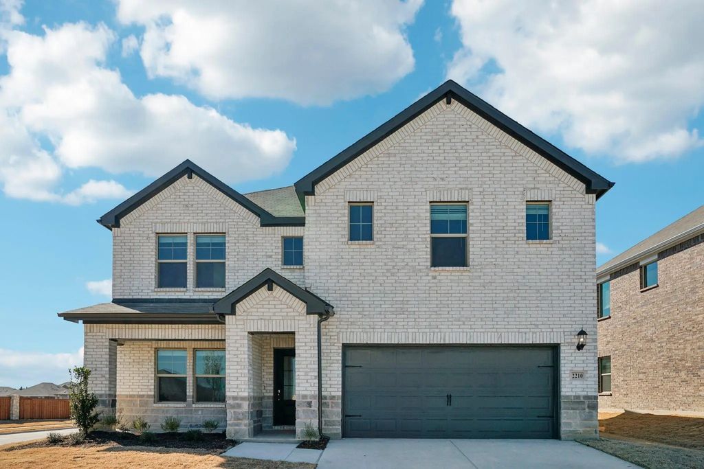 2210 Mustang Way, Seagoville