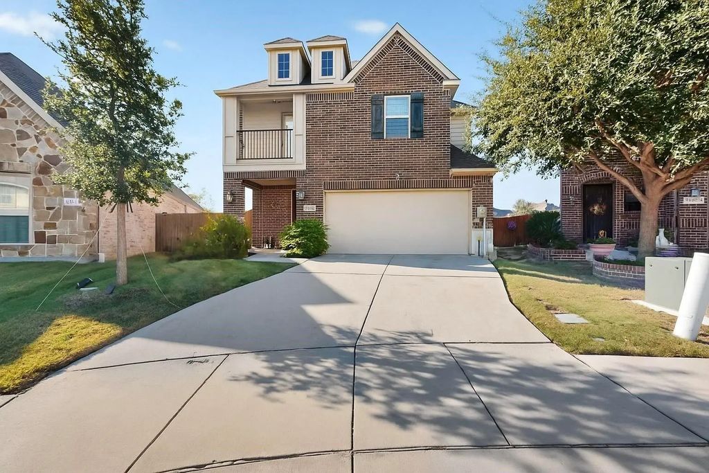 10121 Emily Pass, McKinney