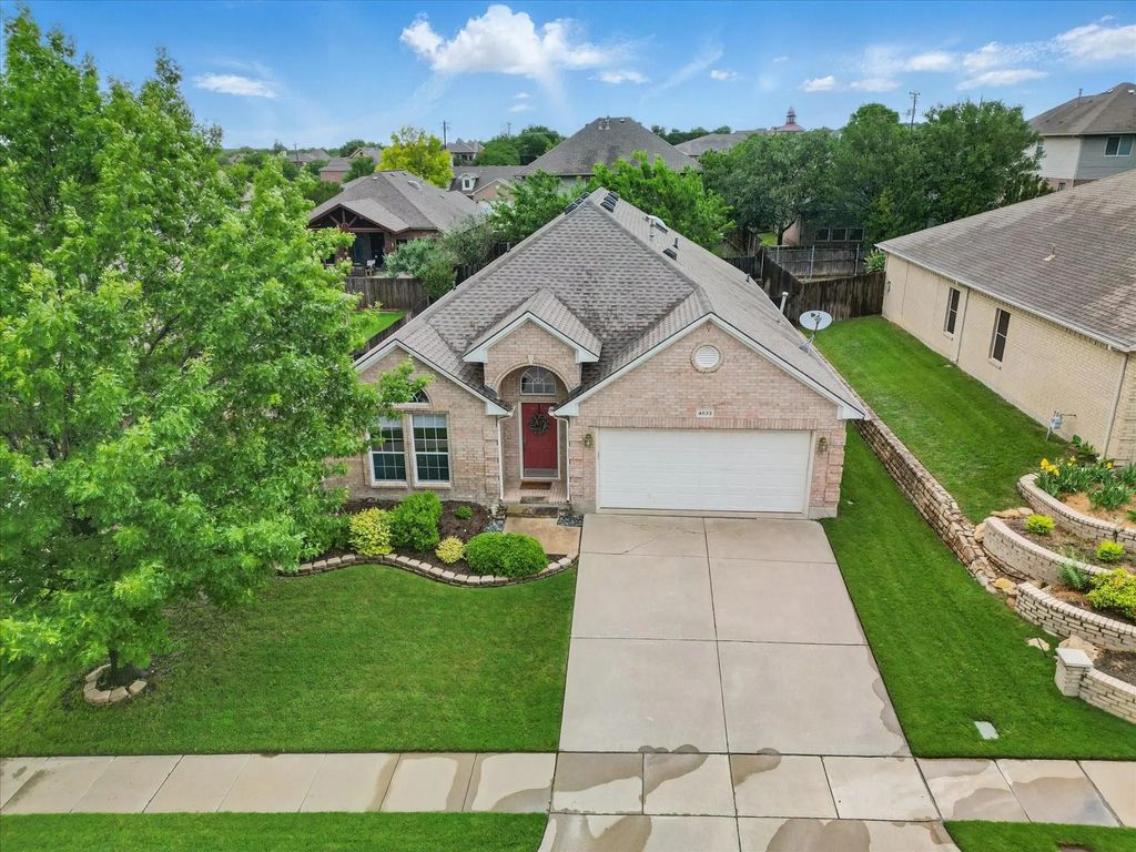 4833 Heber Springs Trail, Fort Worth