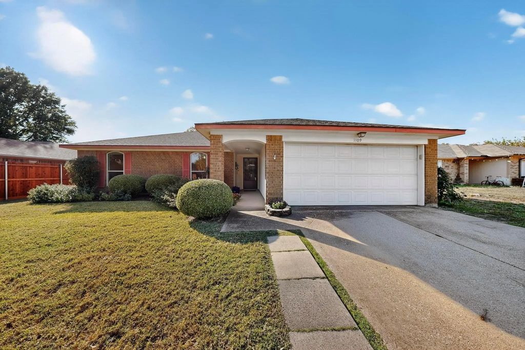 1109 Candlewood Drive, Allen