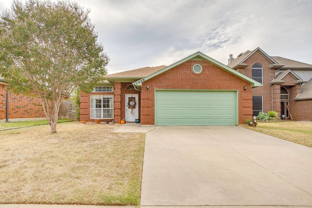 2909 Salado Trail, Fort Worth