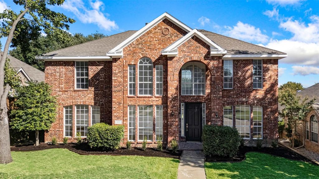 421 Ridge Meade Drive, Lewisville