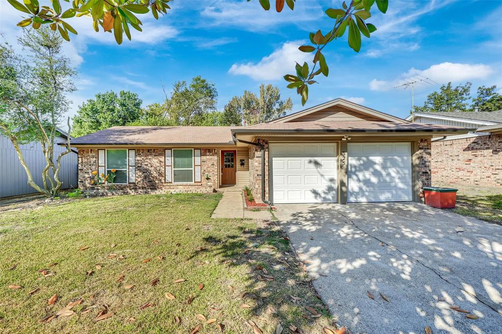 325 Birchwood Circle, Mesquite