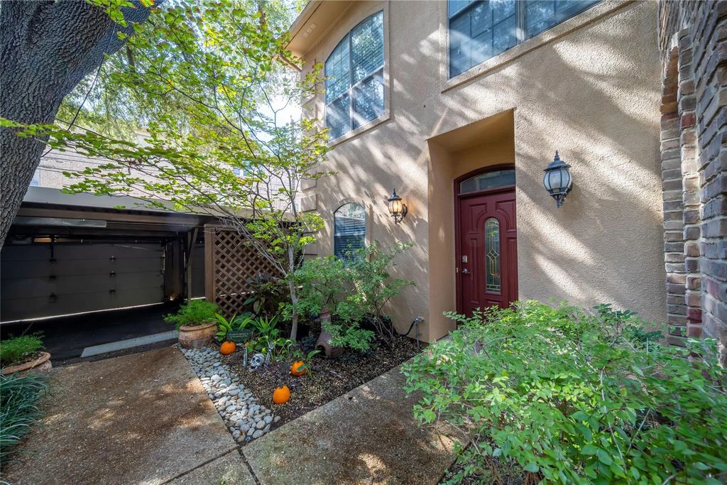 4307 Gilbert Avenue 110, Dallas