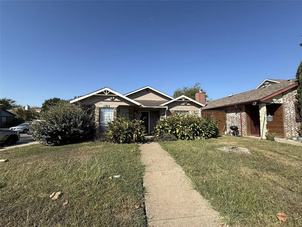 1703 Leroy Road, Dallas