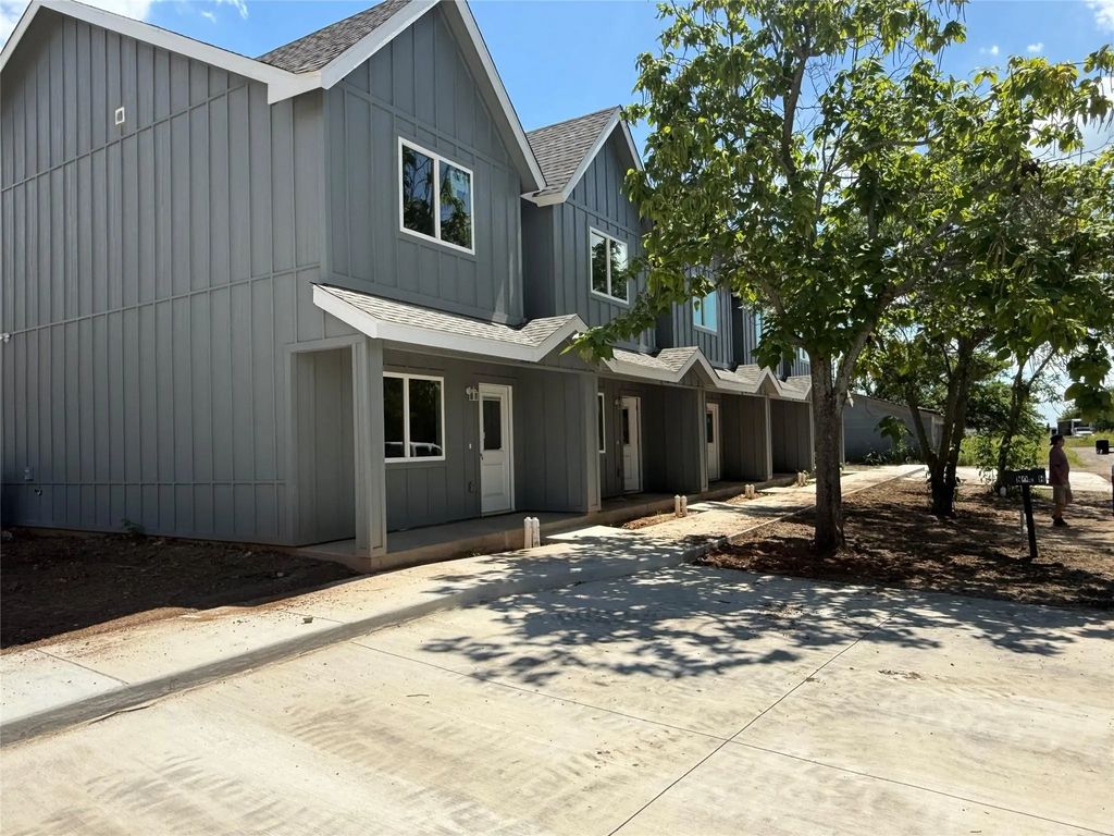 105 W North Street, Itasca