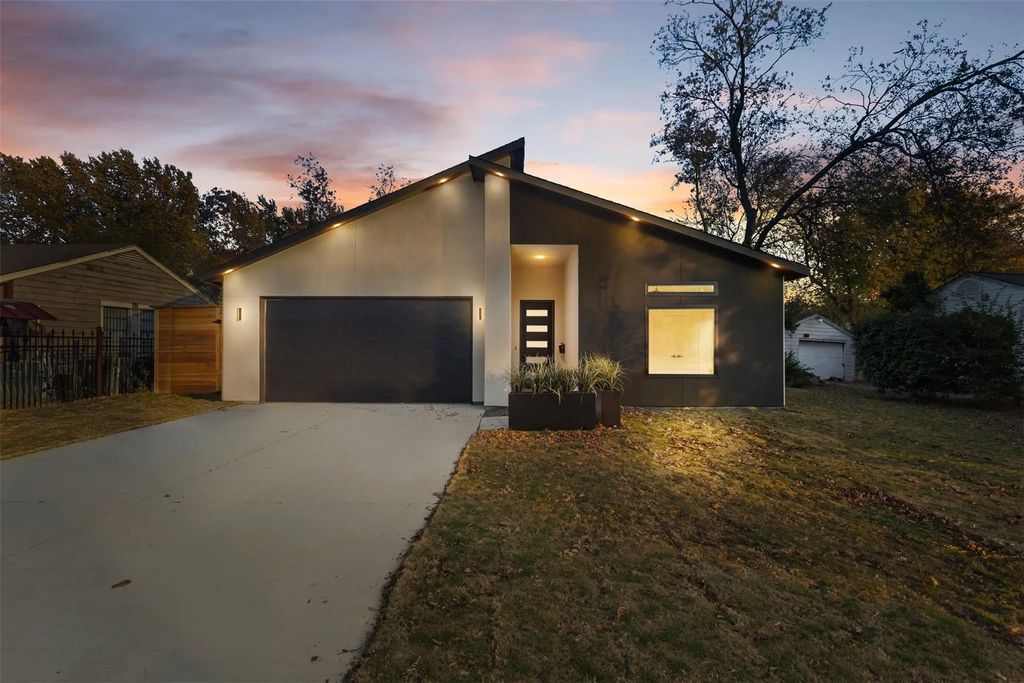 10822 Castolon Drive, Dallas