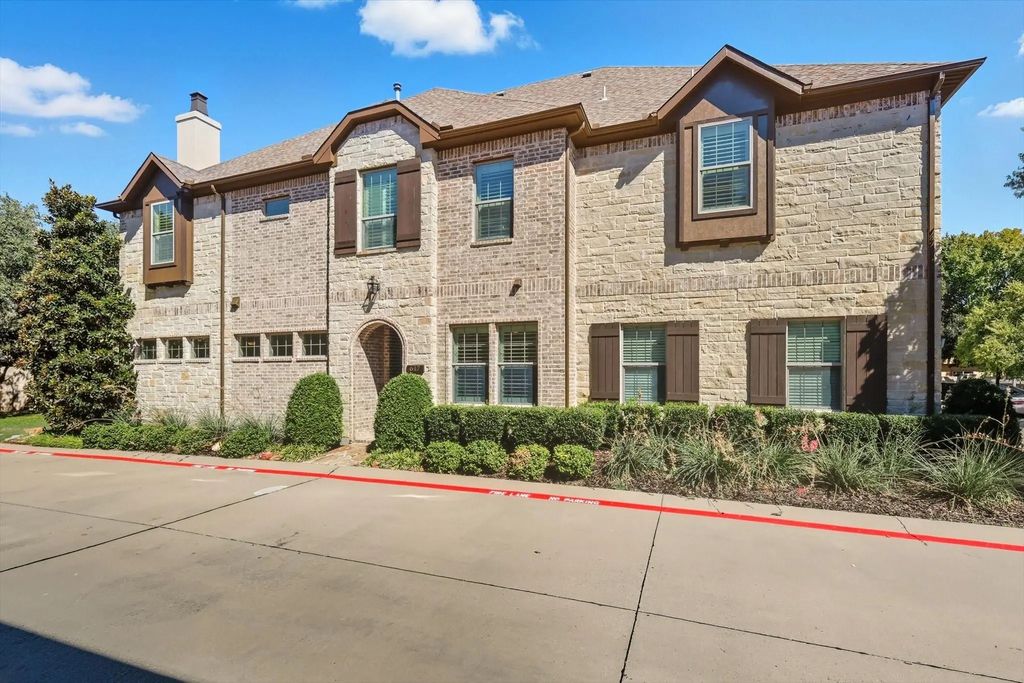 617 Two Creek Plaza, Richardson