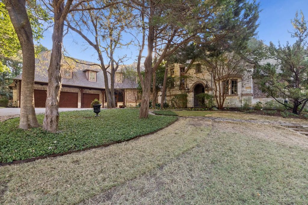 2306 Autumn Run Court, Cedar Hill