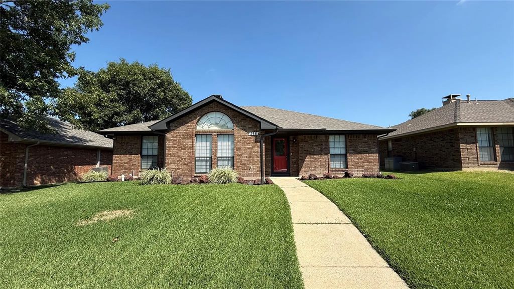 416 W Oak Street, Wylie