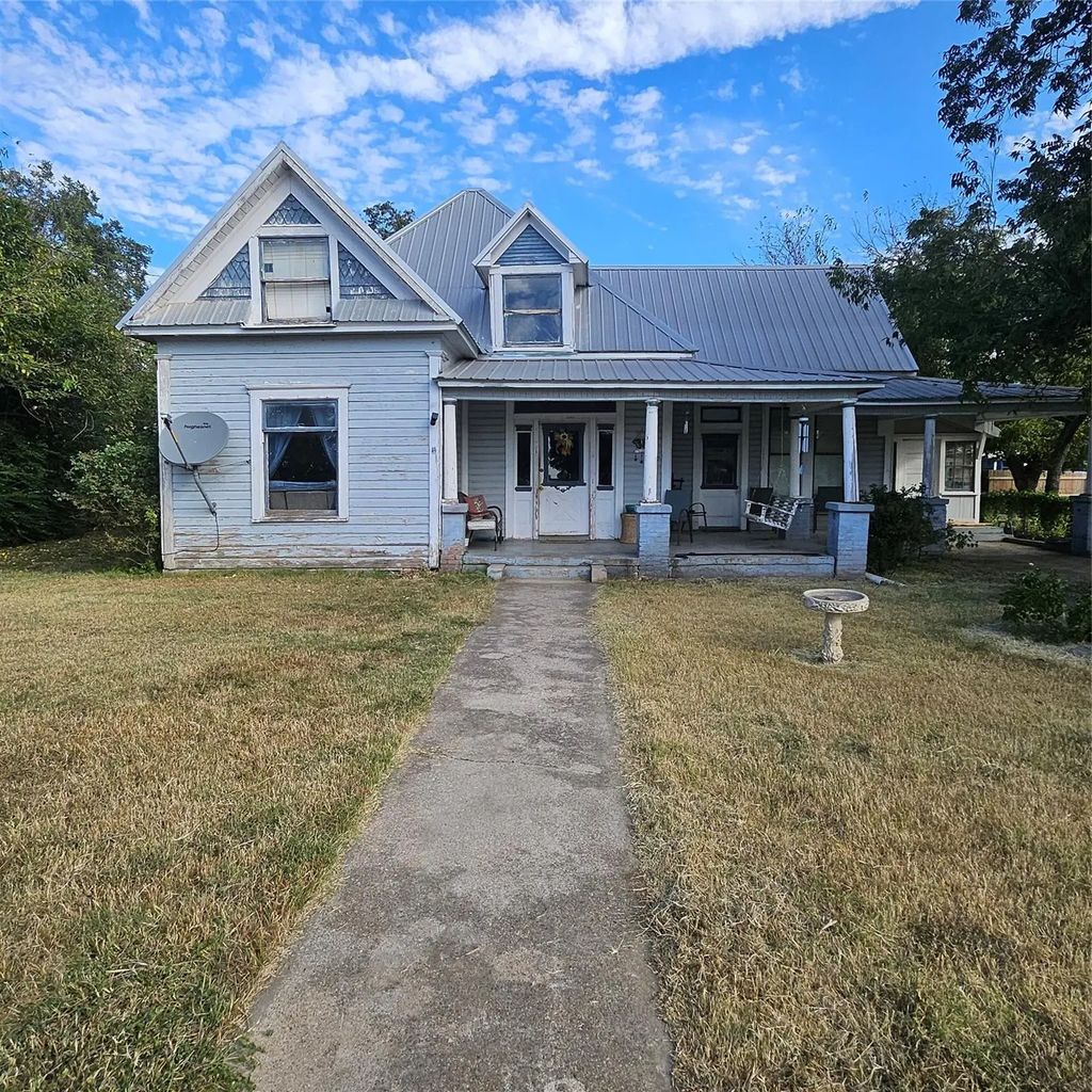 225 E Archer Street, Jacksboro