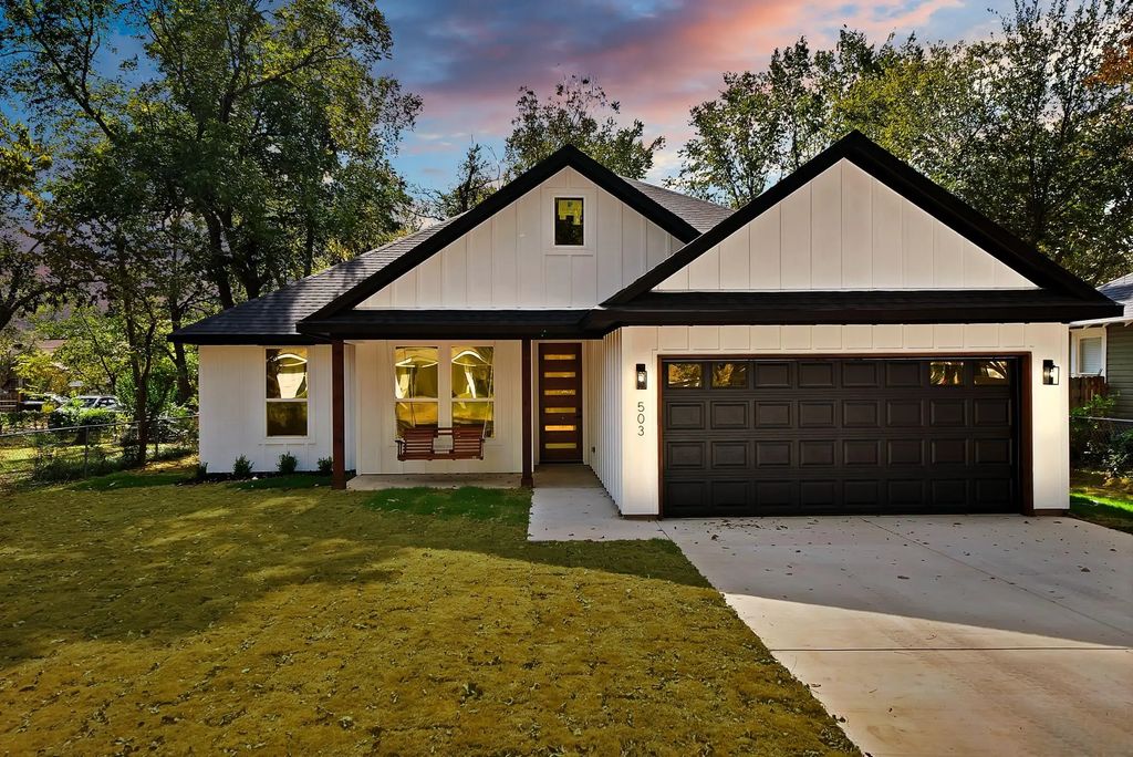 503 W Earl Street, Cleburne