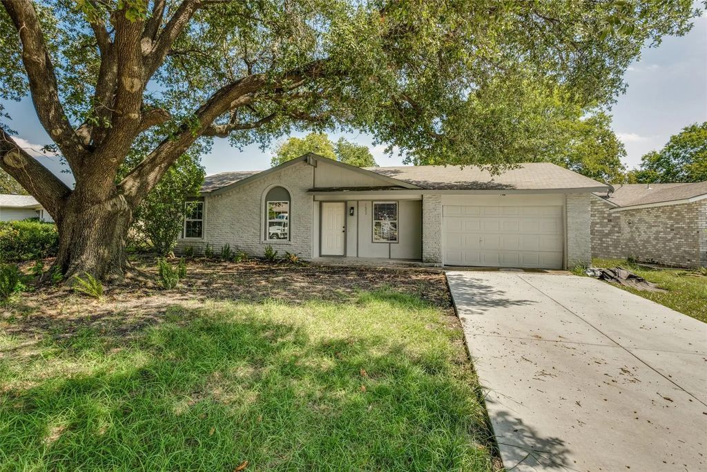 1602 Pilot Way, Garland