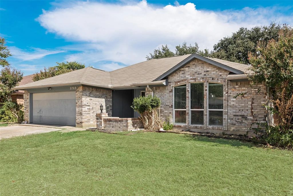 2709 Typhon Drive, Grand Prairie