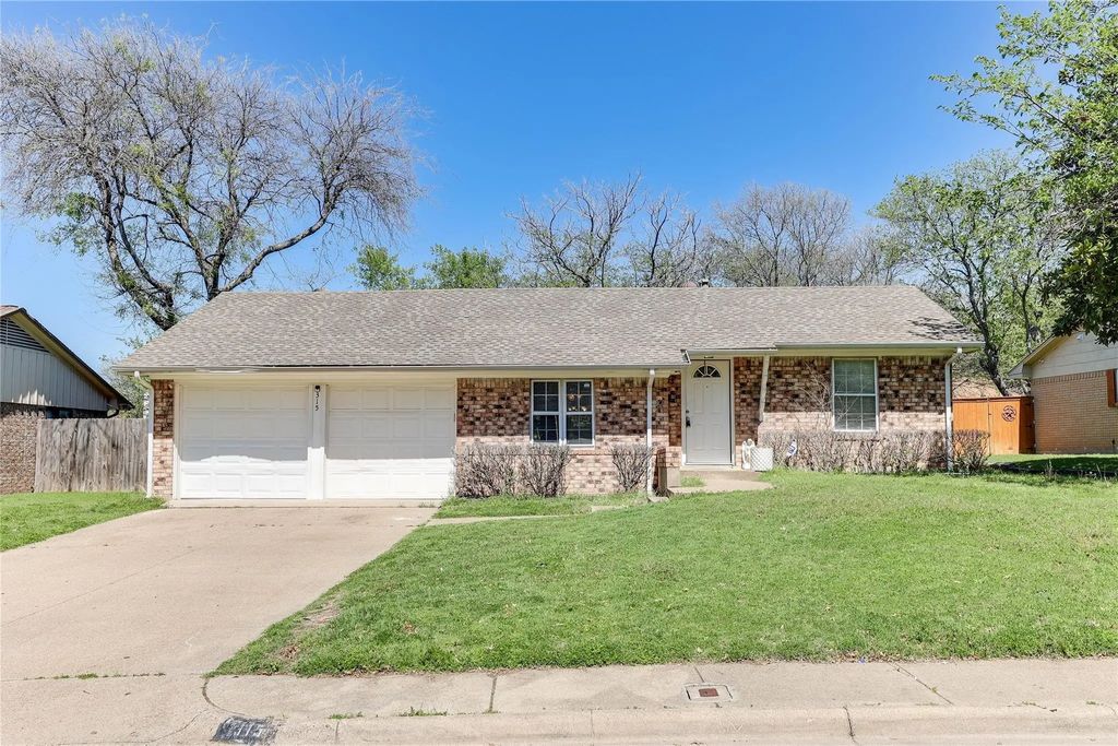 315 Memory Lane, Duncanville