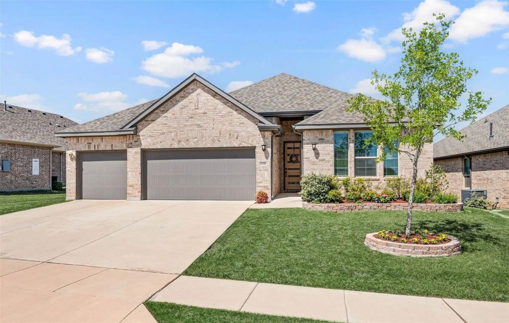 1218 Coralberry Drive, Northlake