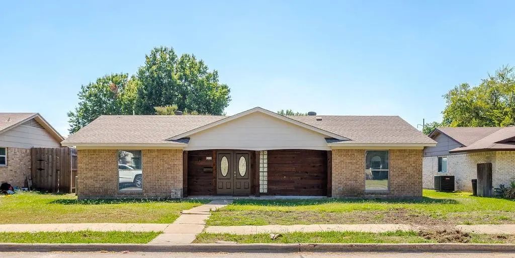 2414 Richland Drive, Garland