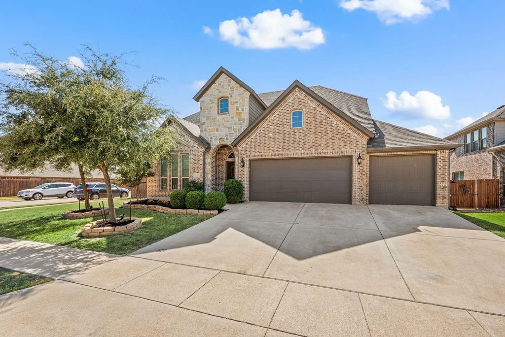 1624 Sandle Wood Drive, Weatherford