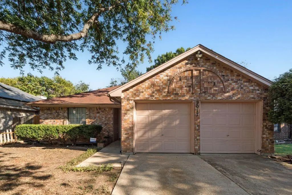 9017 Butterwick, Fort Worth