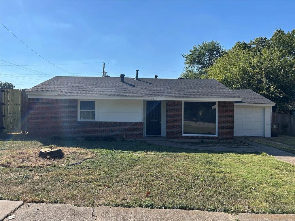 1414 Harmon, Arlington