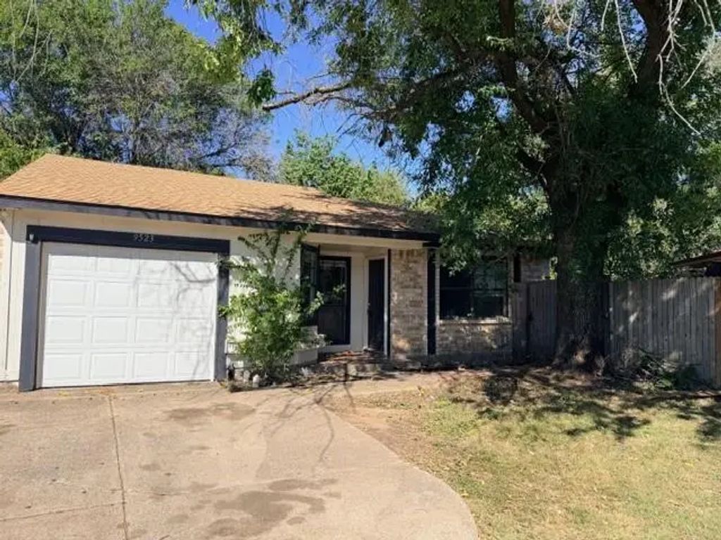 9523 Brewster Street, Dallas