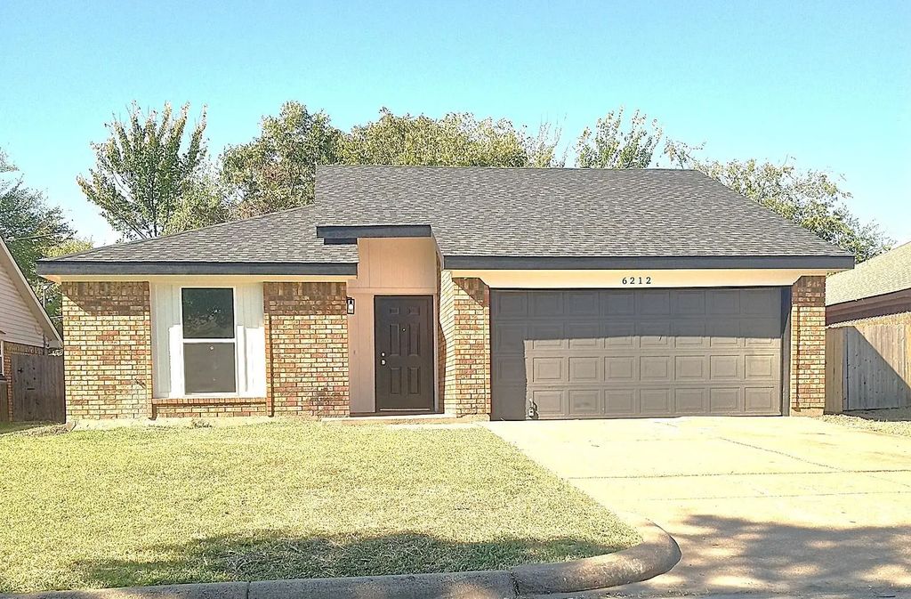 6212 Valley Forge Court, Arlington