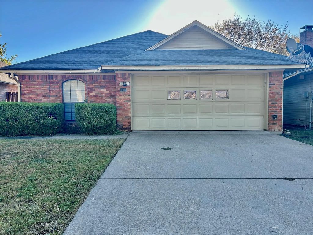 1318 Mission Street, Duncanville