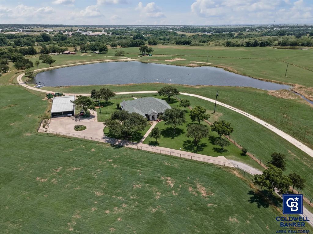 1221 Park, Cleburne