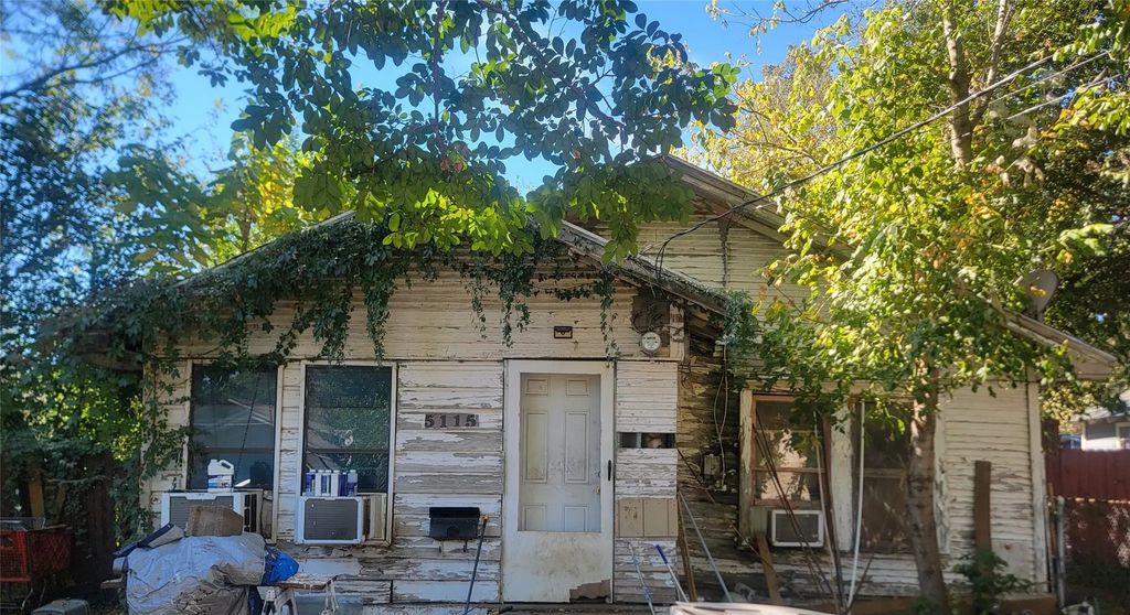 5115 Echo Avenue, Dallas