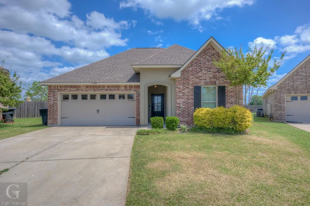 1900 Valdemar Place, Bossier City