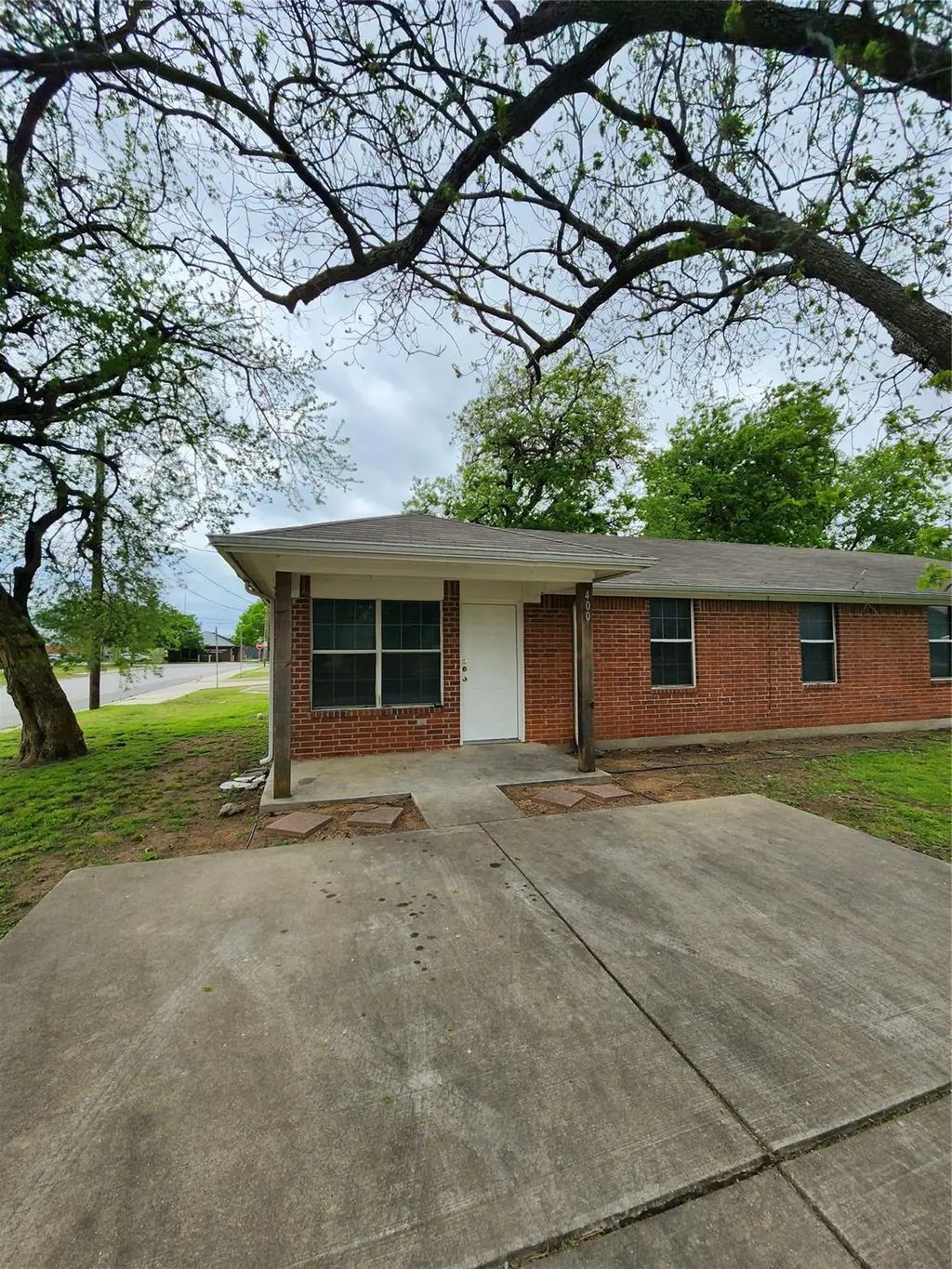 400 Blackwood Street 402, Gainesville