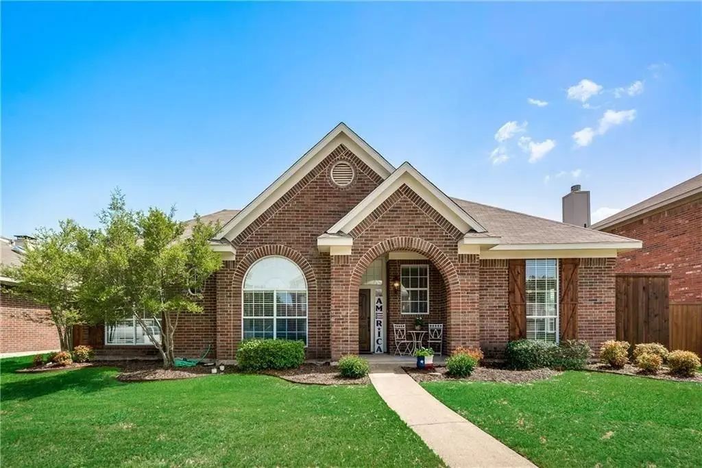 8206 Luna Drive, Rowlett