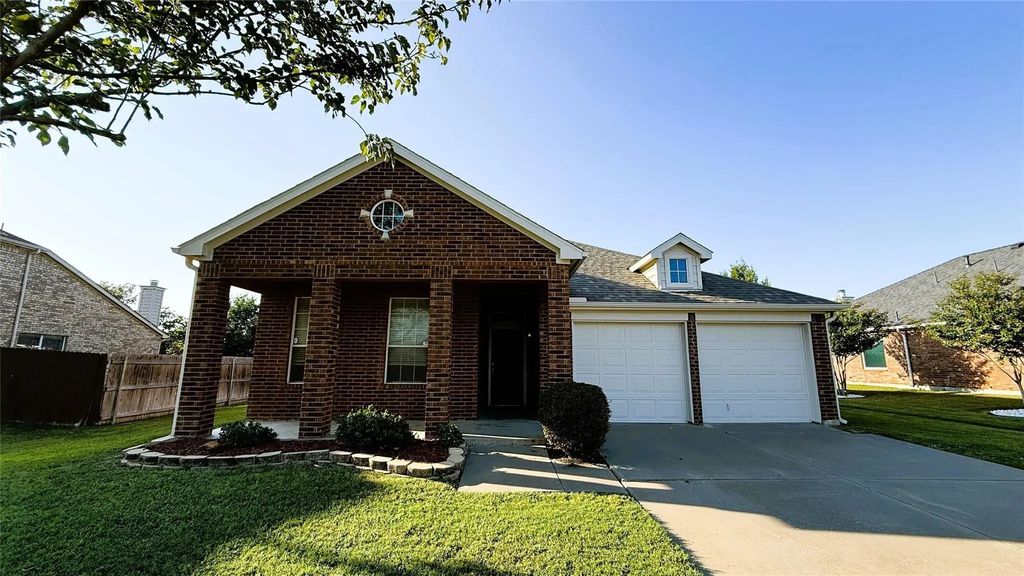 1005 Tabasco Trail, Arlington