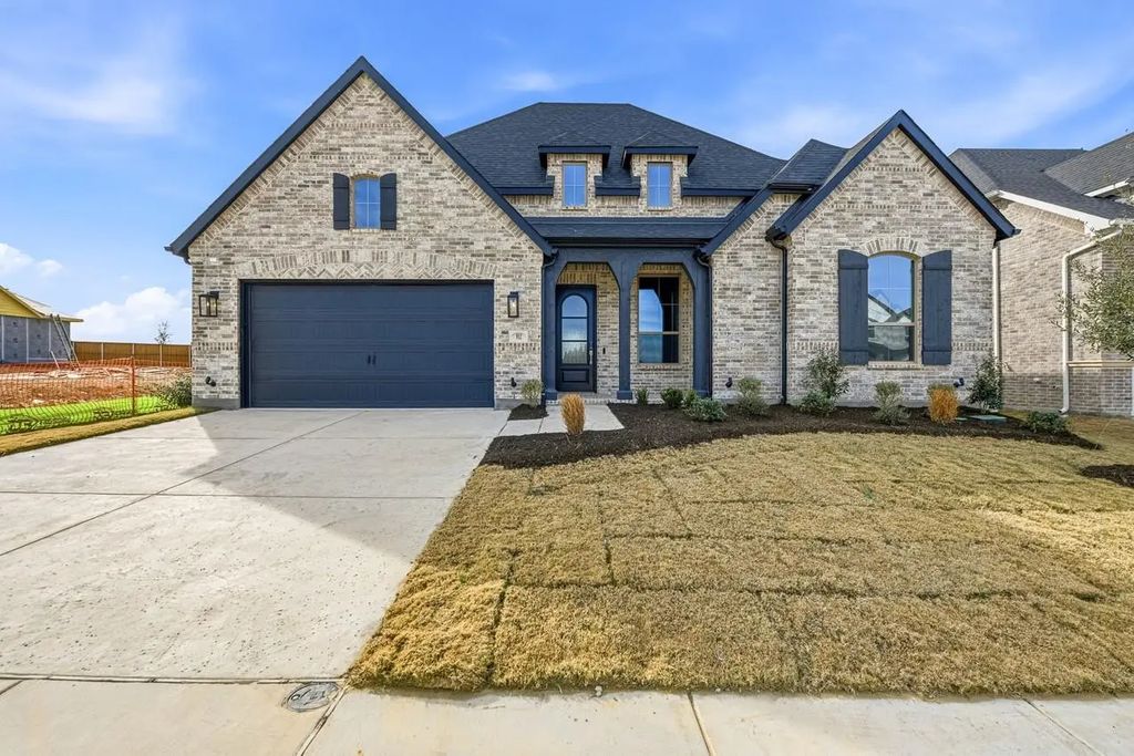 932 Mumms Field Drive, Fort Worth