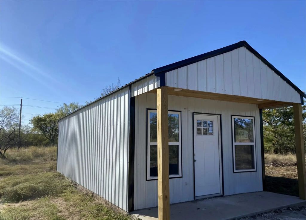 167 Clear Ridge Drive, Bridgeport