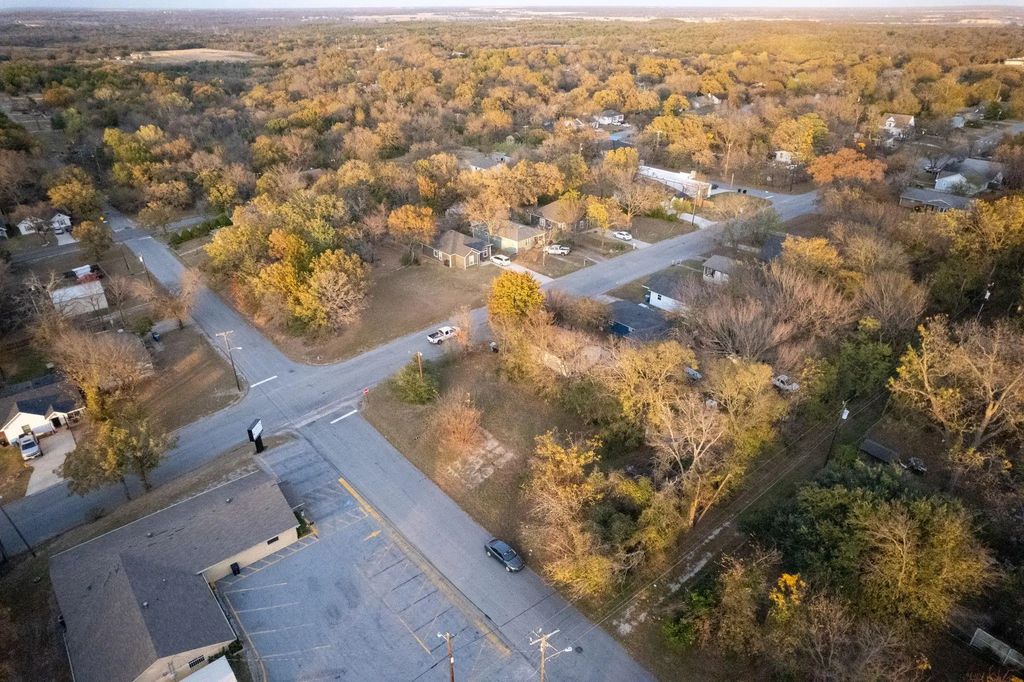930 N Mirick Avenue, Denison