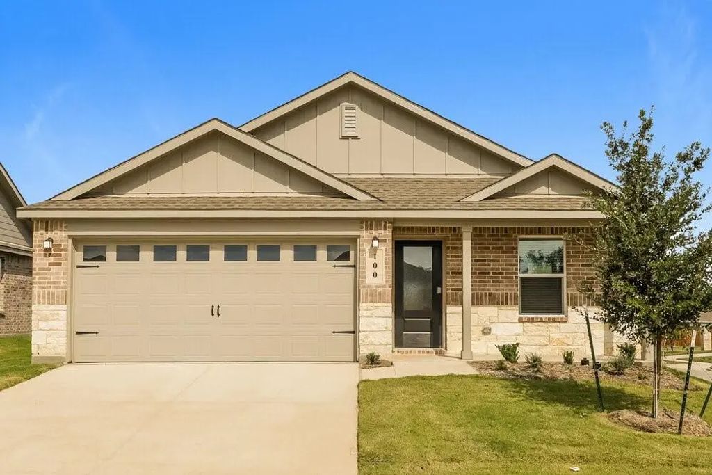 100 Wild Rose Drive, Balch Springs