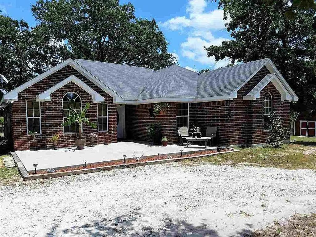 130 Private Road 5793b, Groesbeck