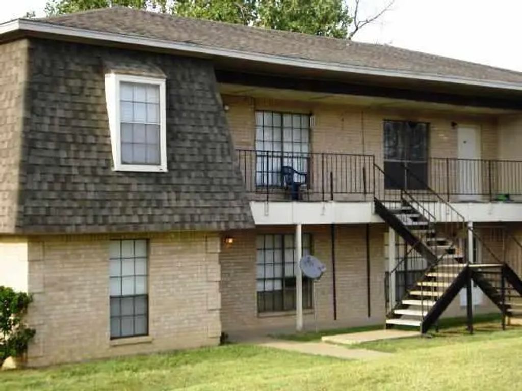 224 Vista Way, Benbrook
