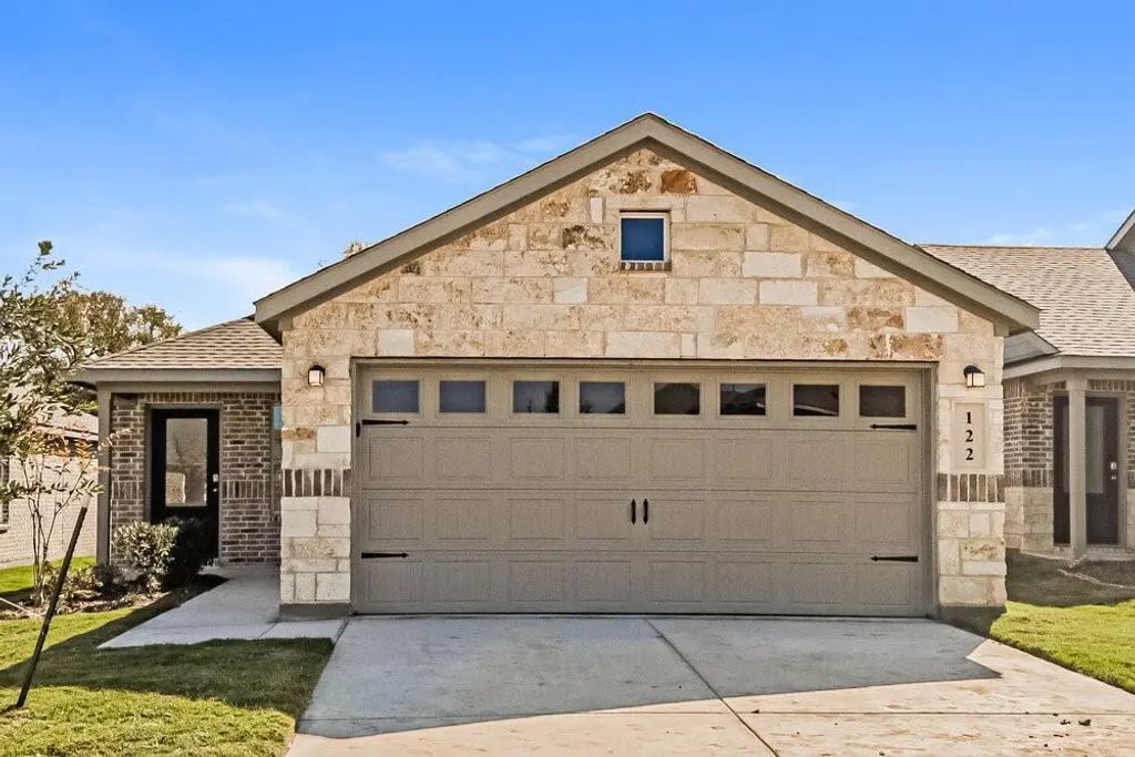 122 Arbor Hills Road, Balch Springs