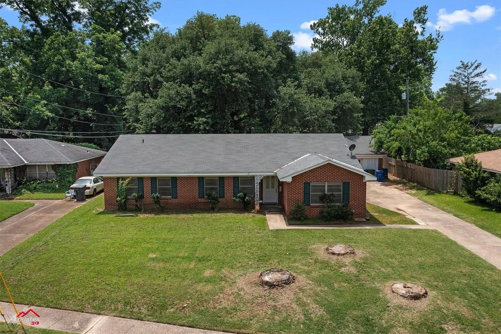 1836 Bryan Place, Shreveport