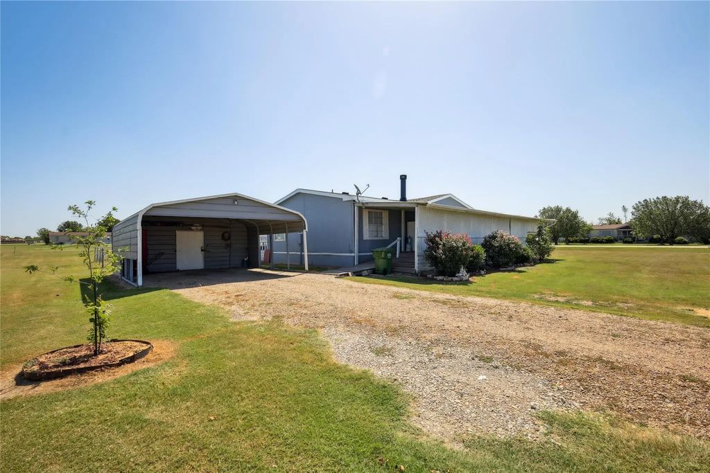 4000 Dee Drive, Terrell