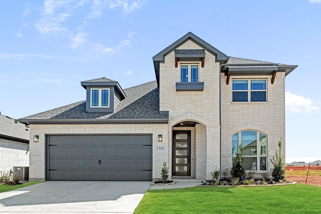1545 Laurel Avenue, Aubrey
