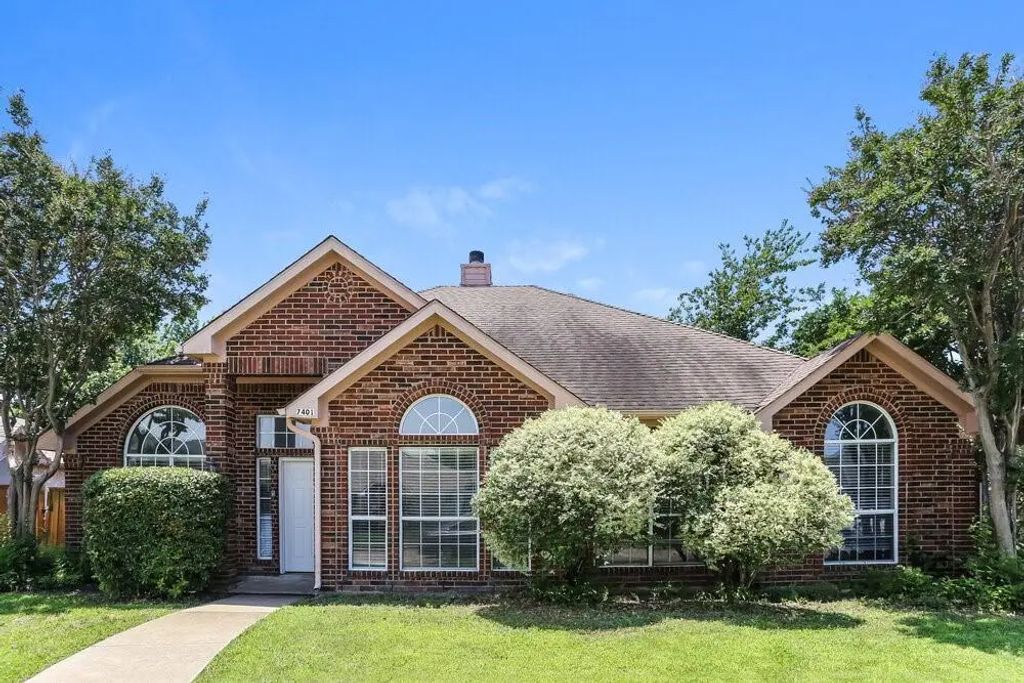 7401 Glenstone Street, Rowlett