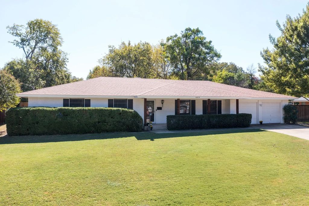 4819 Hope Street, River Oaks