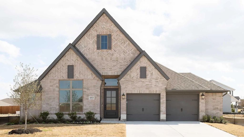 6913 Lanner Lane, Fort Worth