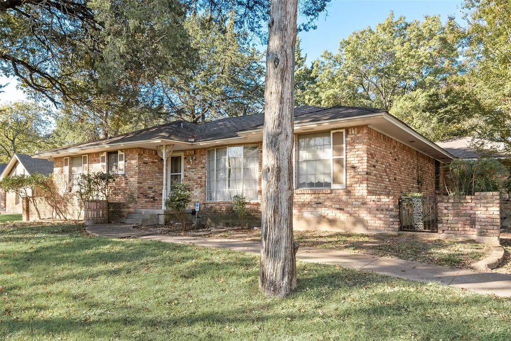907 Bow Creek Drive, Duncanville