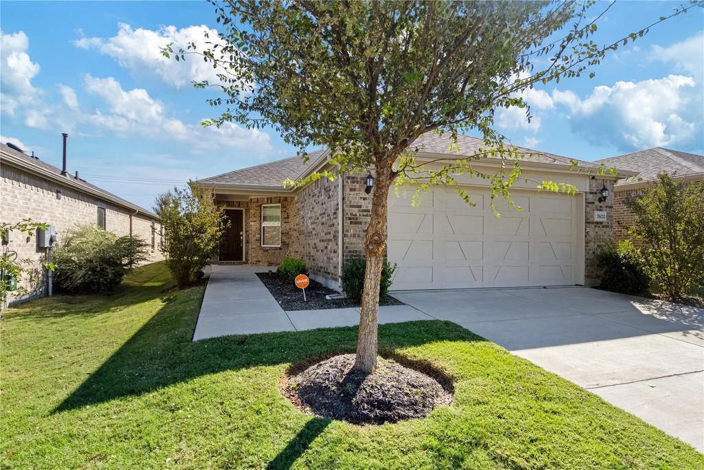 7672 Monument Drive, Little Elm