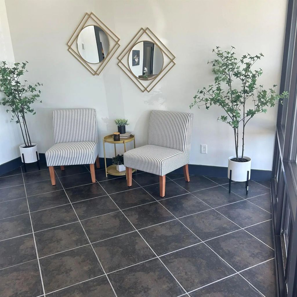 210 W Main Street 6, Gun Barrel City