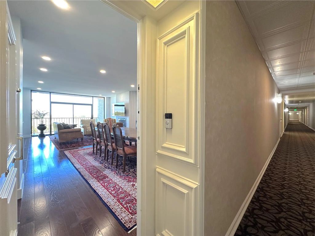 5200 Keller Springs Road 637, Dallas